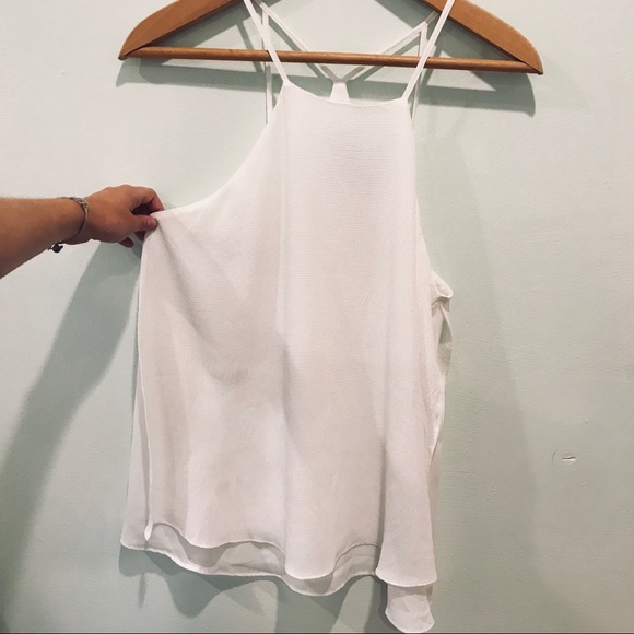 Boutique Razorback Tank - Picture 2 of 3